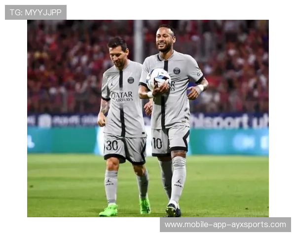 巴黎前场组合默契提升,阿森西奥节奏感极强 巴黎前场组合默契提升,阿森西奥节奏感极强